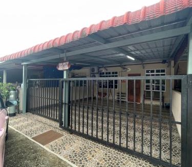 Gemas House | Cibung Homestay Taman Gemas Indah