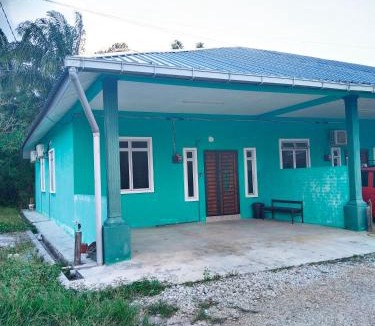Batu Pahat House | Cik Salma Homestay