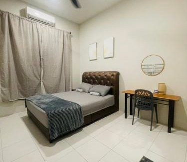 Bukit Rambai House | Cinta Alora Homestay l For Malay Only