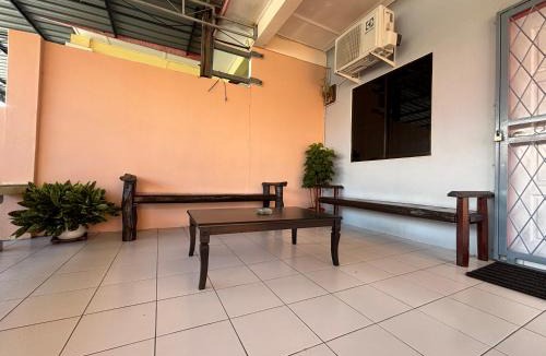 Lutong House | Citadil Homestay