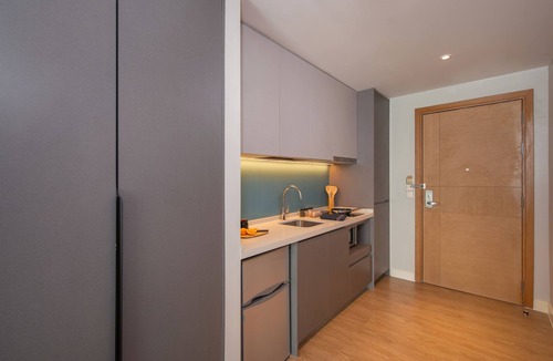 Diliman Hotel | Citadines Roces Quezon City