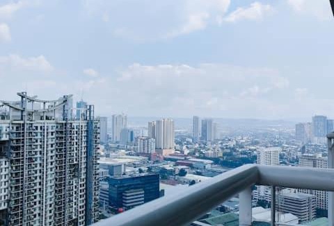 Barangka Ilaya Apartment | Citispace 1BR Condotel Suite at SM Light Residences #LT06A