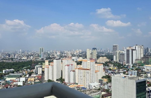 Barangka Ilaya Hotel | Citispace 1BR Condotel Suite at SM Light Residences #LT13A