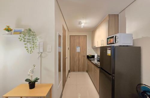 Highway Hills Hotel | Citispace 1BR Condotel Suite at FAME Residences #FM64A