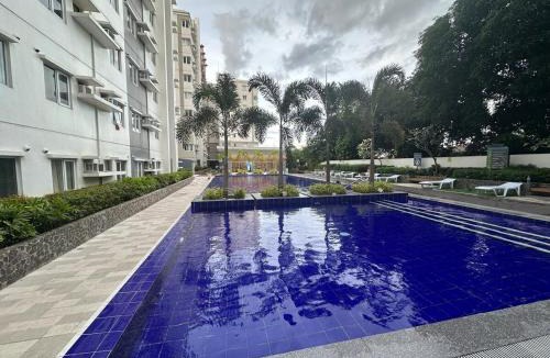 Guadalupe Apartment | City View Studio Near Fuente Osmeña With Netflix WiFi Pool - Symfoni Nichols Bossa Tower 2