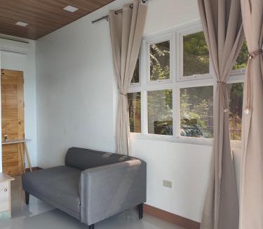 Bagalangit Bed & Breakfast | CJ's Place Mabini