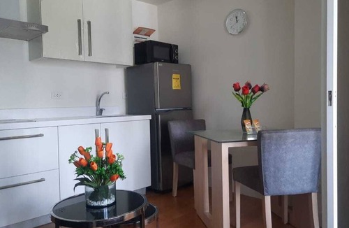 Luzon Apartment | Classy Studio at Acqua Livingstone