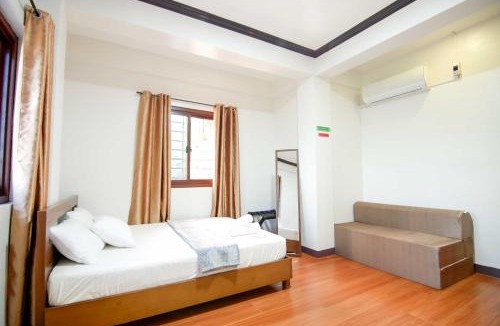 Alfonso House | Cleofe's Place, Unique 3BR villa near Tagaytay City