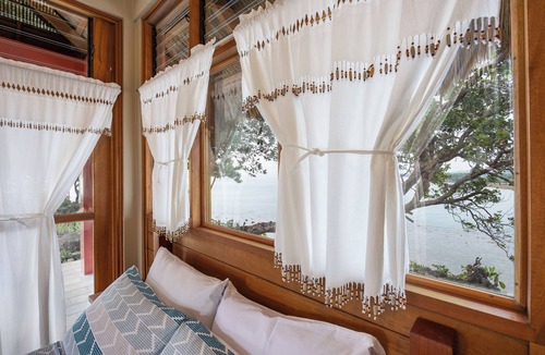 Bulan House | CLIFF HOUSE at LILI CLIFF
