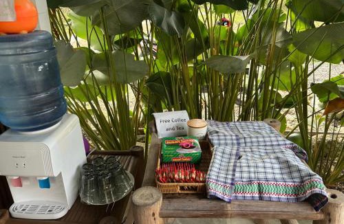 Basdiot Hotel | Coconut Inn