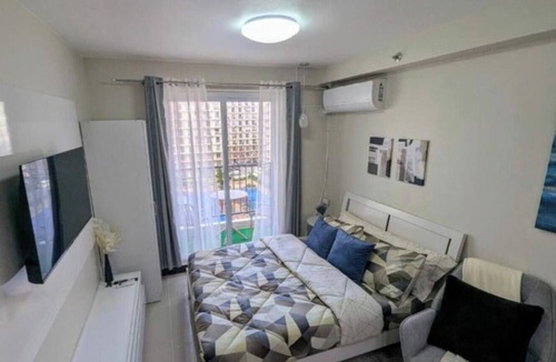Basak Condo | Comfort & Style Studio [Pool view with Balcony]