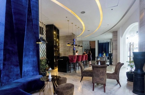 Angeles City Apartment | Comfortable room, 100m to walking st, 5th floor