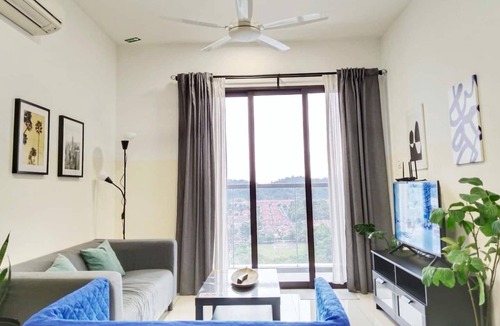 Bandar Kinrara Apartment | Comfy Apt at Ten Kinrara - Pavilion BukitJalil/IOI Mall/Near Sunway Lagoon -LRT