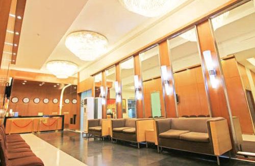 Wack-Wack Greenhills Hostel | Comfy Bunkbeds at BSA