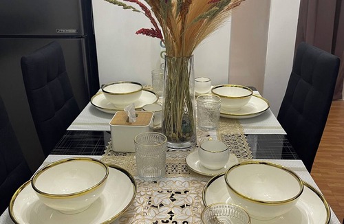 Malamig Condo | Comfy Loft 2BR&2TB condo with Netflix-Karaoke-Pool beside BONI EDSA-MRT Station