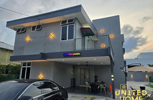 Kuantan Villa | Comfy Rumah Kita Tok Sira Kuantan with pool and sound sys 5BR 14pax