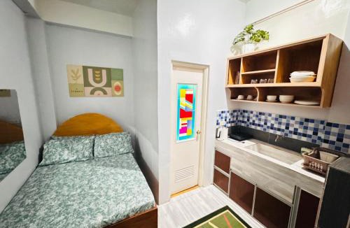 Virac Apartment | Comfy Unit 1 BR Unit With Living Room at Sonia's Island Stay