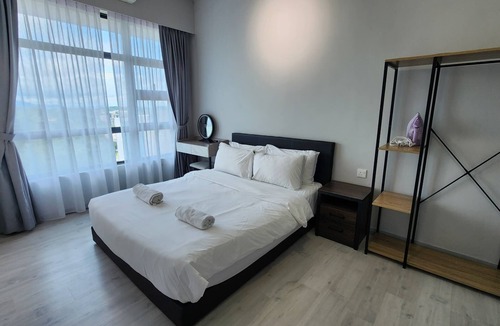 Downtown Kota Kinabalu Condo | Condo Near KK Island Adventures
