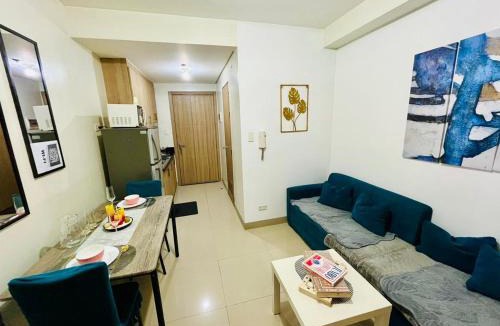 Barangay 76 Apartment | Condo near Manila Airport and MOA