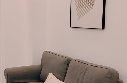 Diliman Condo | Condominium in Kamuning