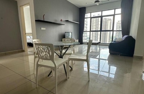 Putrajaya Apartment | Conezion, pool view high floor, beside ioi city mall, opposite hospital serdang, beside Uniteen and UPM, Putrajaya