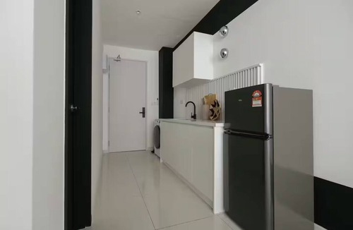 Kuala Lumpur City Centre Condo | Cool Cityscape Stay in KLCC, Quill Mall | 1-5 pax