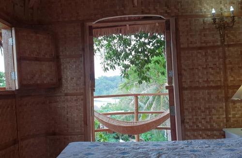Romblon Island Hostel | Coral Canyon Romblon - Hostel