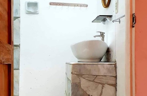Romblon Island Hostel | Coral Canyon Romblon - Hostel