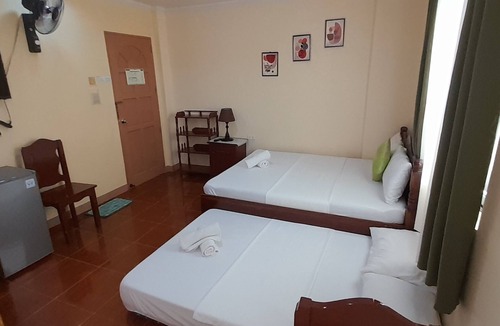 Aklan Province Apartment | CORALYN'S PLACE FAMILY of 4 with private toilet and kitchenette