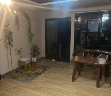 Baguio Villa | Cornell's Foggy Mountain Inn