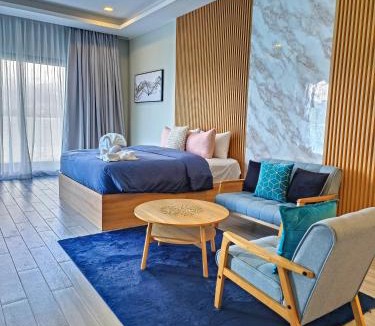Castillejos Hotel | Costa Del Subic