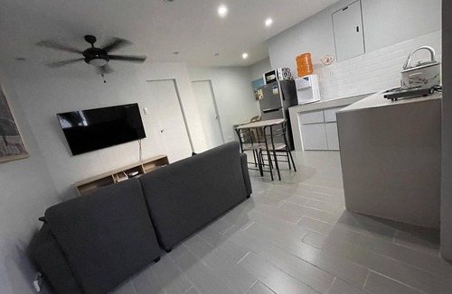 Calamba Apartment | Cosy Canlubang Apartment and near all amenities
