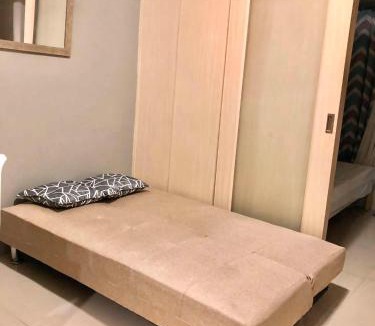 Barangka Ilaya Hotel | Cosy Light Residences Unit Staycation