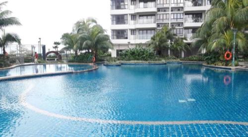 Central District House | Country Garden Bay Master room for rent