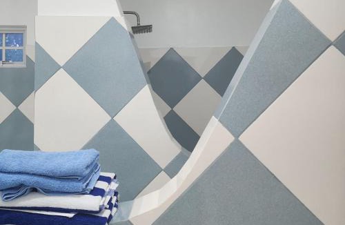 Bolinao House | Couple room in Bolinao's G-Point Resort