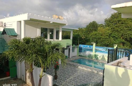 Patar House | Couple room in Holidays Beach Resort