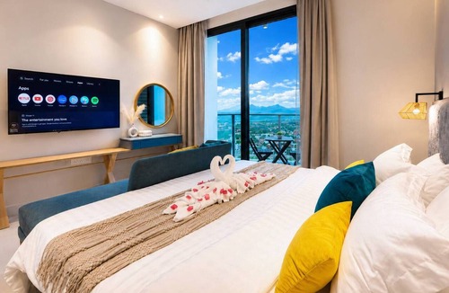 Pantai Tengah Apartment | Couple Studio | Private Balcony | Infinity Pool
