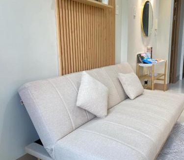 Barangay 76 Apartment | Cozy 0411 by Cozy Cabins PH