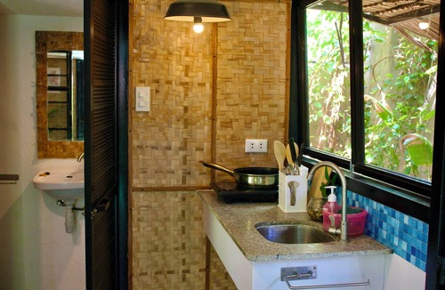 Santa Rosa Resort | Cozy 1-bedroom resort with WiFi, AC in enjoyable City of Santa Rosa