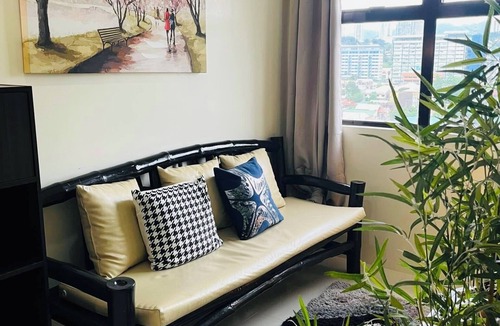 Mandaue Condo | Cozy 1-bedroom condo with AC, fitness room in charming Mandaue Cebu Ph