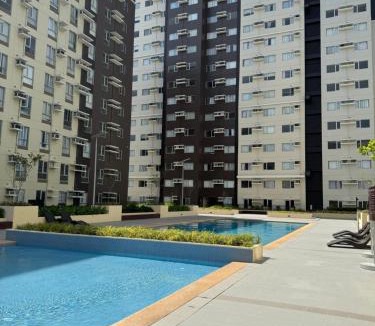 Iloilo Apartment | Cozy 1 bedroom with balcony