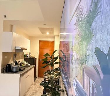 Minglanilla Apartment | Cozy 1BR in Zef, Near Anjo World Wifi, Pool, Gym