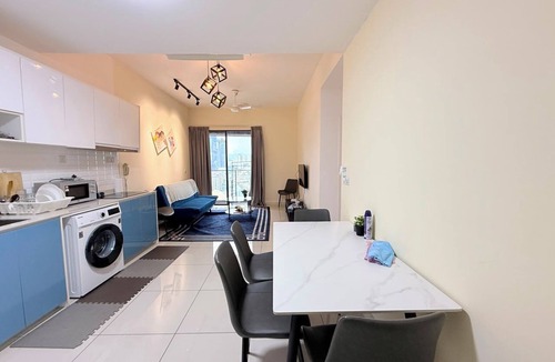 Pudu Apartment | Cozy 2-bedroom apartment in peaceful Kuala Lumpur with AC