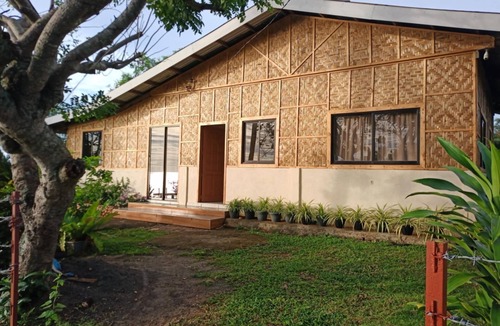 San Francisco House | Cozy 3 Bedroom House with exclusive beach cliff swimming LittleParadise@Camotes