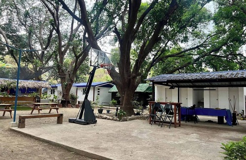 Calatagan House | Cozy 3-bedroom Private Tropical bungalow in fantastic Calatagan with AC