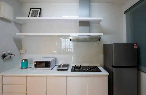 Taman Daya Apartment | Cozy 3BR Stay at ARC Austin, Free Parking