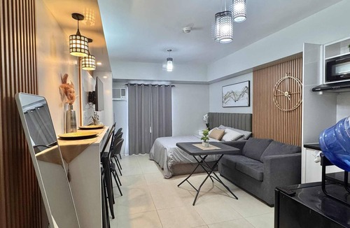 Cebu Condo | Cozy and spacious condo with swimming pool