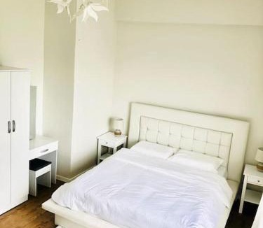 Mactan Export Processing Zone Apartment | Cozy and Sunny Apartment near to Mactan Cebu International Airport - Amani Grand Resort & Residences