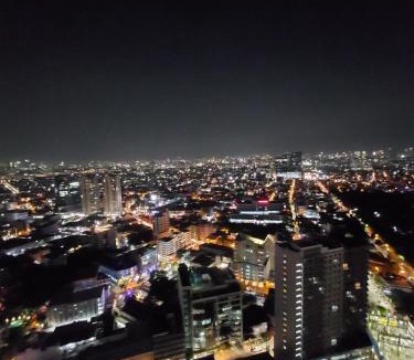 San Antonio Apartment | Cozy ans AffordableStaycation Air Residences Makati