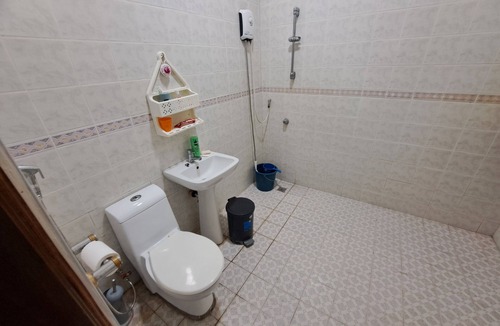 Rosales Resort | Cozy bedroom resort with kitchen, WiFi in charming Rosales 20000m² wall around